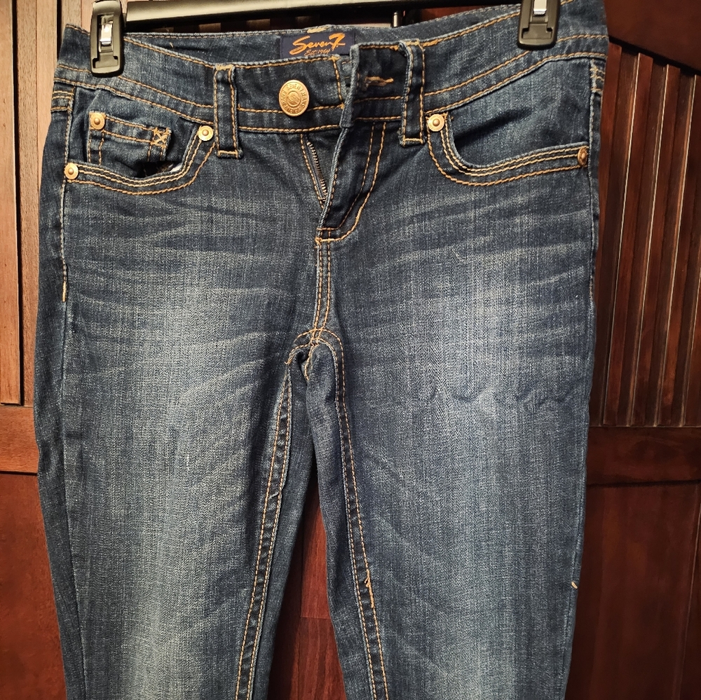 Seven7 Cropped Blue Jean